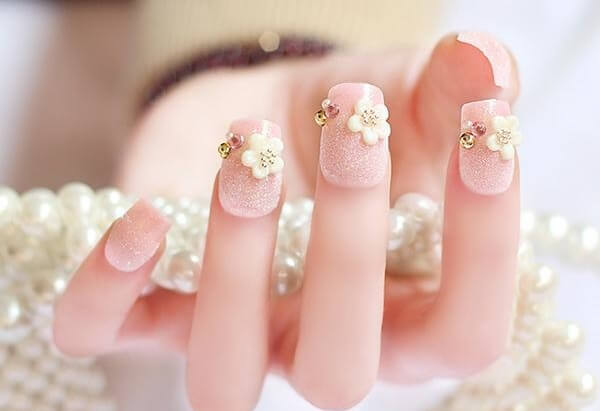 Có nên học nghề nail hay không, học nghề Nail liệu tương lai có khả quan, làm nail lương bao nhiêu?