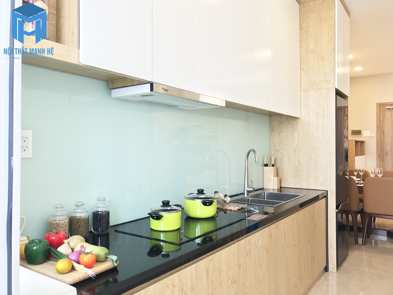 tủ bếp gỗ công nghiệp