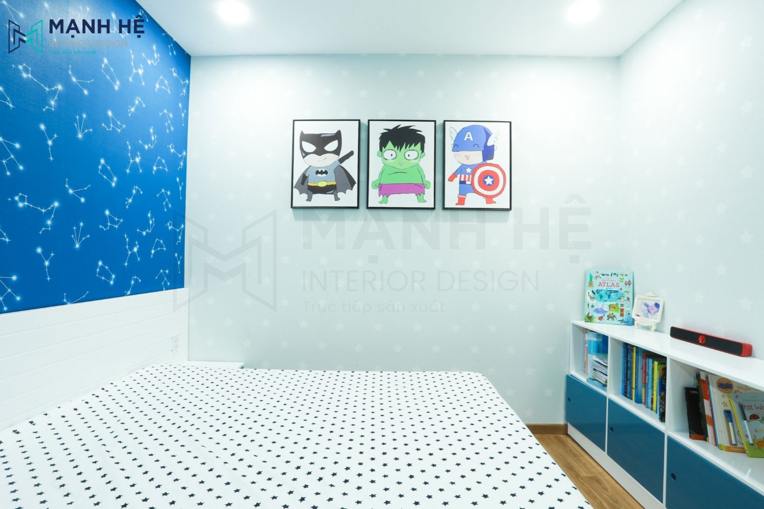 Sử dụng tran treo tường trang trí phòng ngủ bé