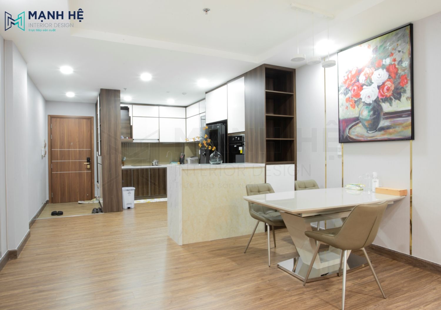 Lắp đặt bộ bàn ghế ăn thông minh